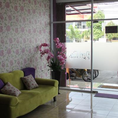 Peri Gigi Depok - Ruang Tunggu 1